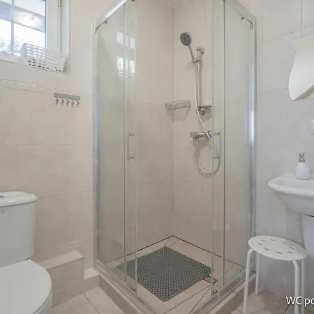 Remus House II Dom nad morzem na wyłączność dla 12 osób Casa de hóspedes Jastrzębia Góra