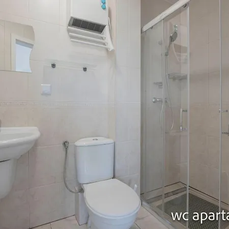 Guest house Remus House Ii Idealny Dla Par 2 Osobowe Dzieci Od 12 Lat Bezplatny Parking