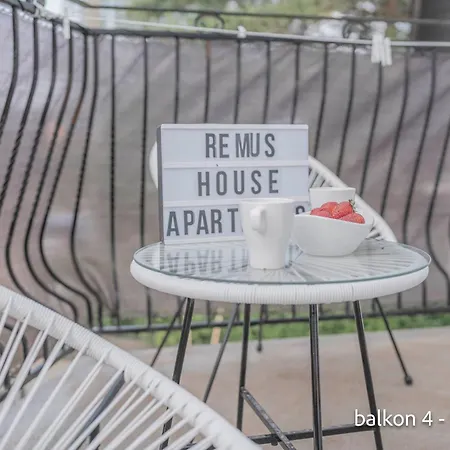 Remus House Ii Dom Nad Morzem Na Wylacznosc Dla 12 Osob Jastrzębia Góra