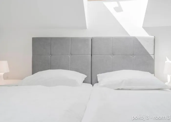 Remus House Ii Dom Nad Morzem Na Wylacznosc Dla 12 Osob 3*