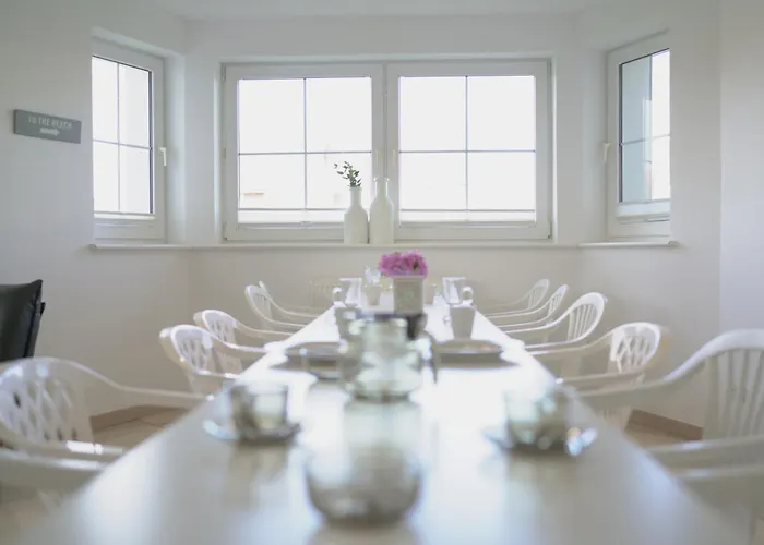 Remus House Ii Dom Nad Morzem Na Wylacznosc Dla 12 Osob 3*